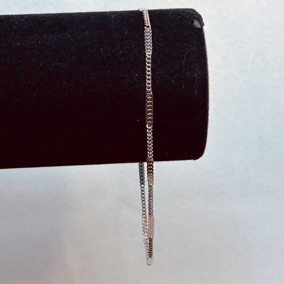 Silver Tone Curb Chain Ankle Bracelet 9" - Picture 1 of 4